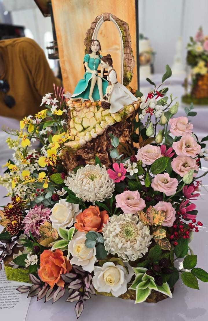 The Magnolia - Featured Cake